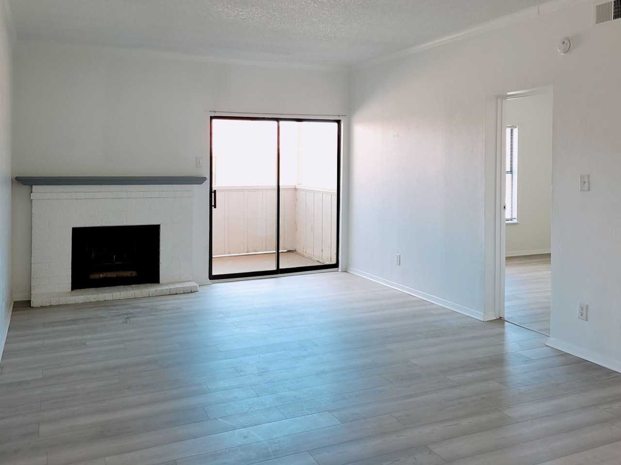 2510 E 7th St #D - Photo 2 of 12