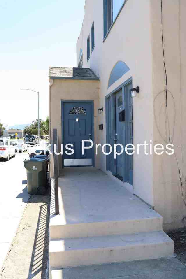 Front St 428 - Photo 2 of 14