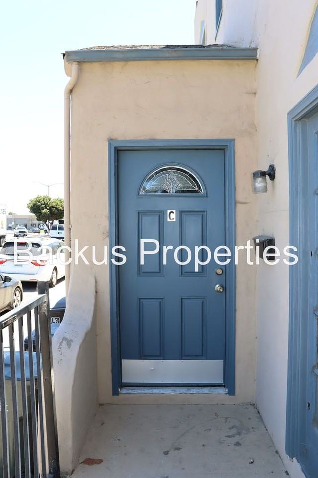 Front St 428 - Photo 3 of 14