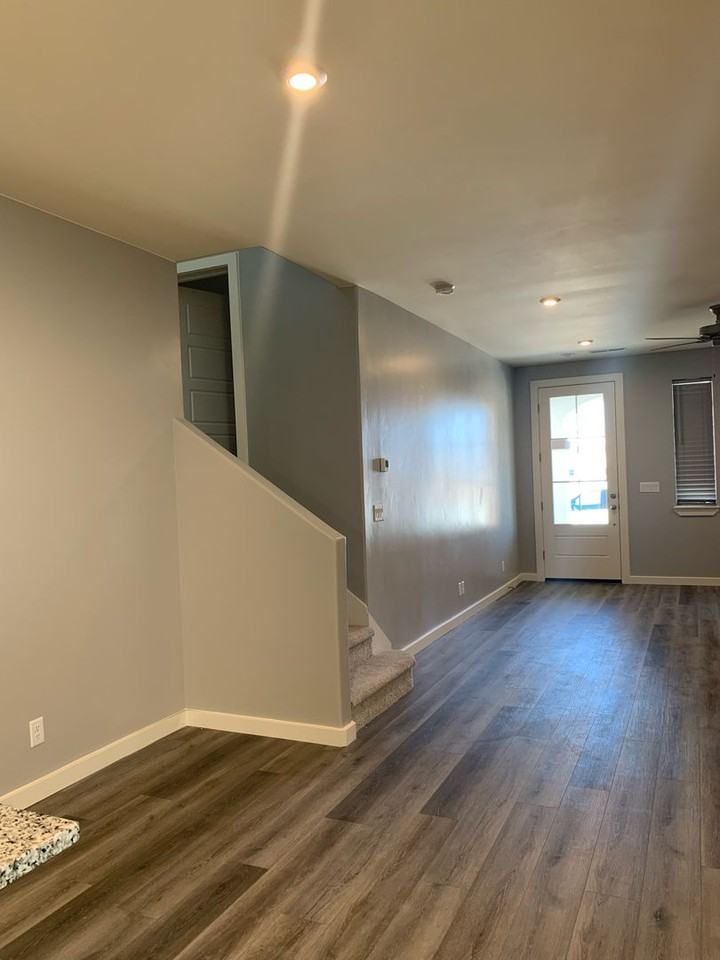 5690 S Garnet Dr - Photo 5 of 27