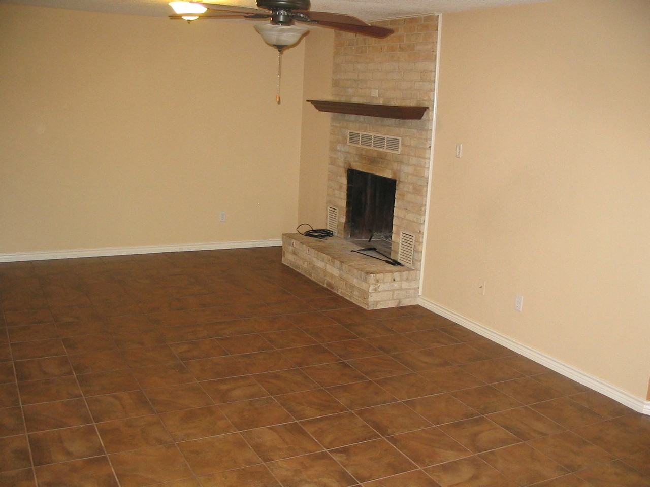 607 E 27th Ave - Photo 2 of 12