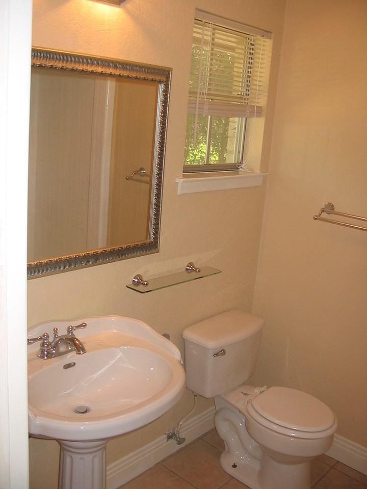 607 E 27th Ave - Photo 7 of 12