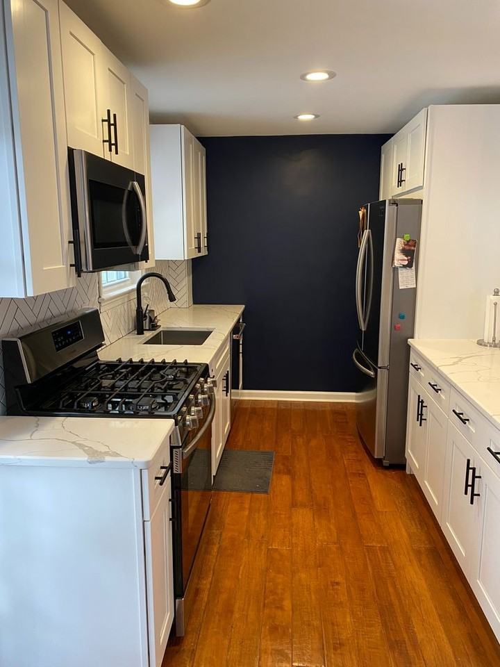 2311 Bryn Mawr Ave - Photo 6 of 30