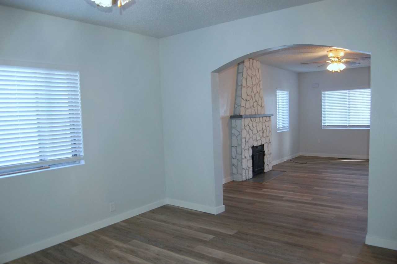 111 W Buffalo St - Photo 3 of 13