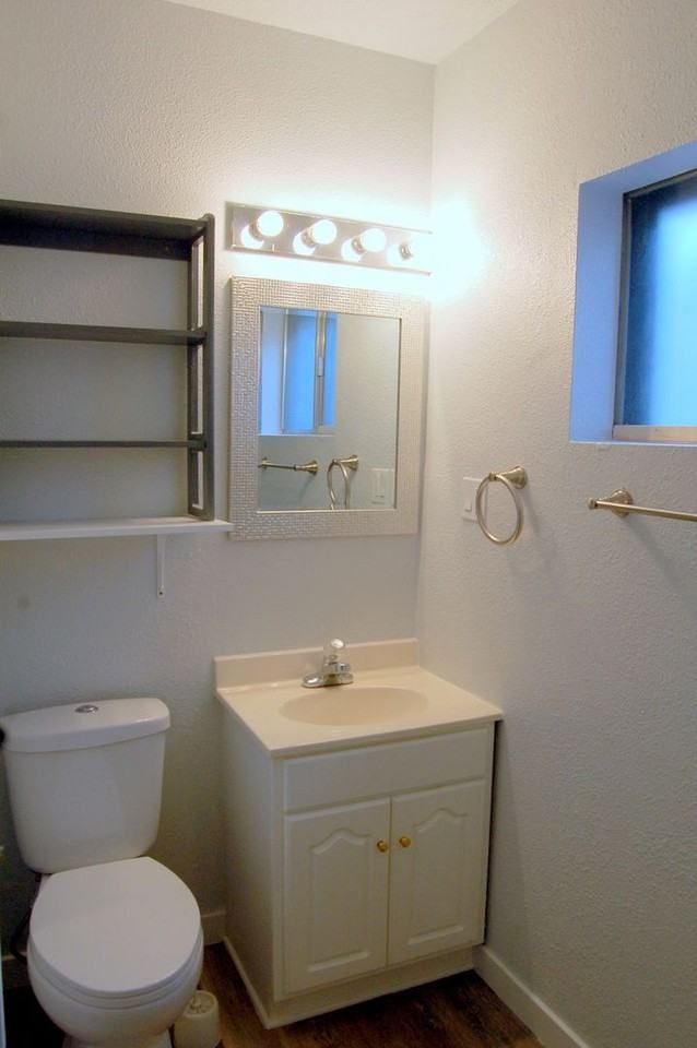 111 W Buffalo St - Photo 6 of 13
