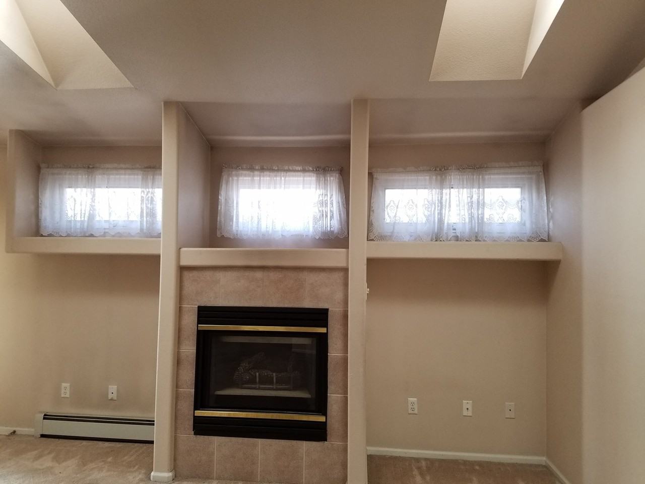 4701 Cottage Ln - Photo 3 of 11