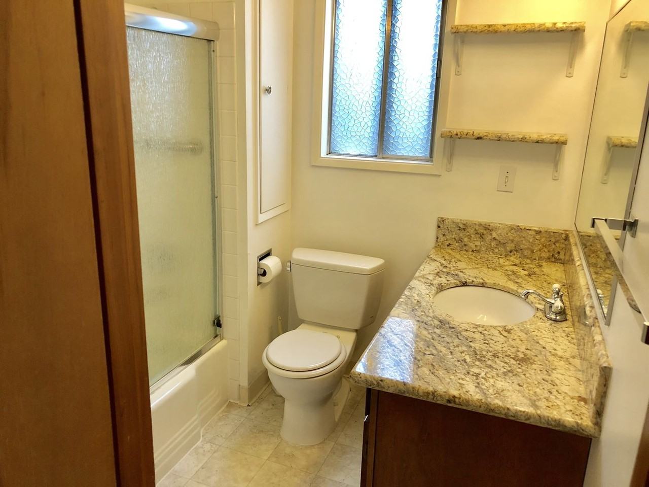 4913 Se 28th Ave - Photo 4 of 15