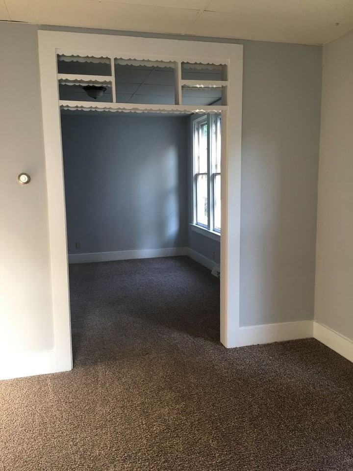 708 Frederick St - Photo 2 of 9