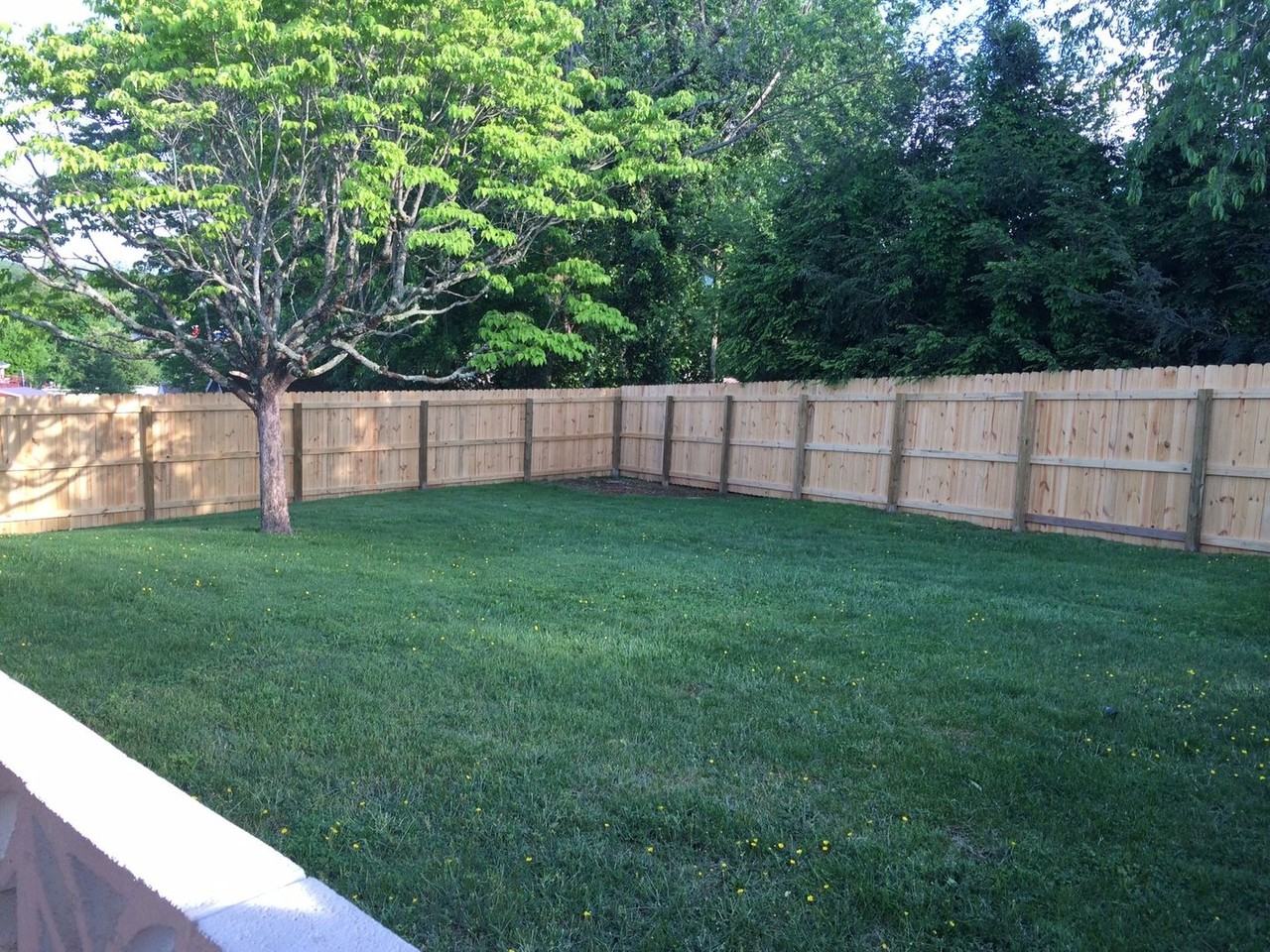 617 Wendover Dr - Photo 5 of 6