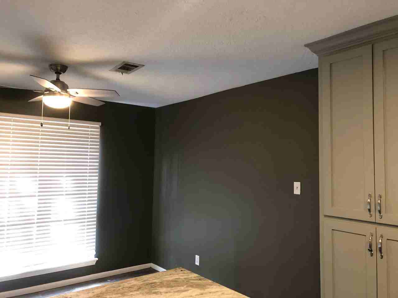 3006 Glen Ct - Photo 4 of 9