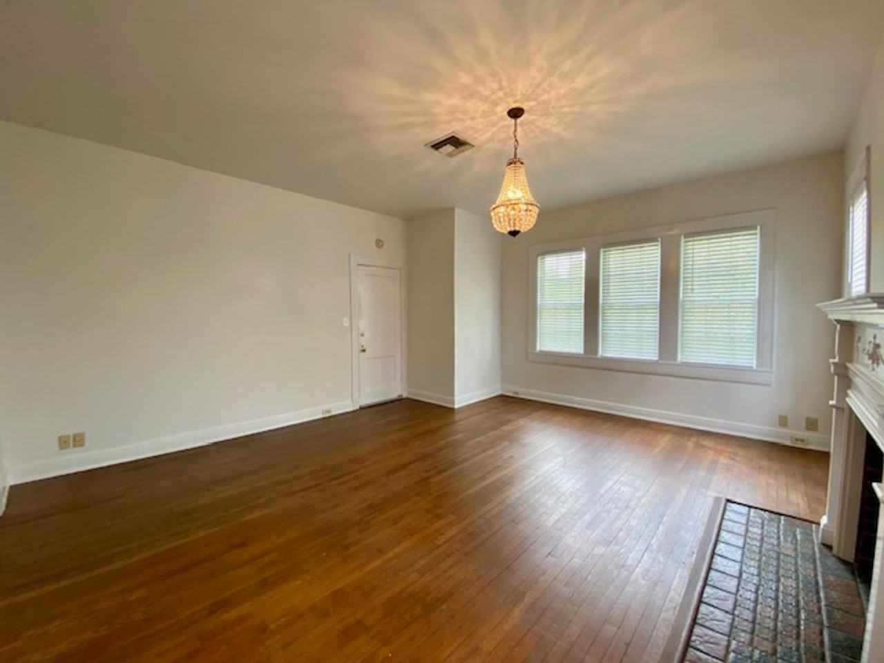 2409 Fairfield Ave (Units 1, 2, 3, & 4) - Photo 3 of 10