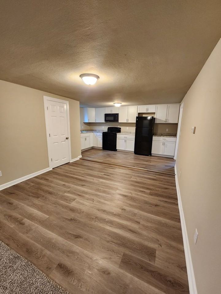 4969 Se 72nd Ave - Photo 3 of 24