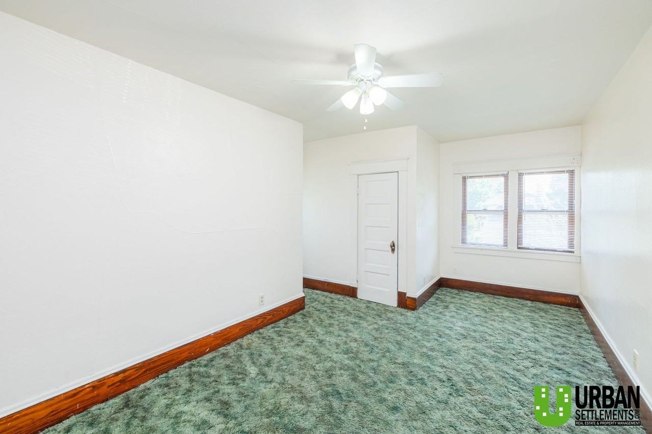 719 C St - Photo 4 of 14