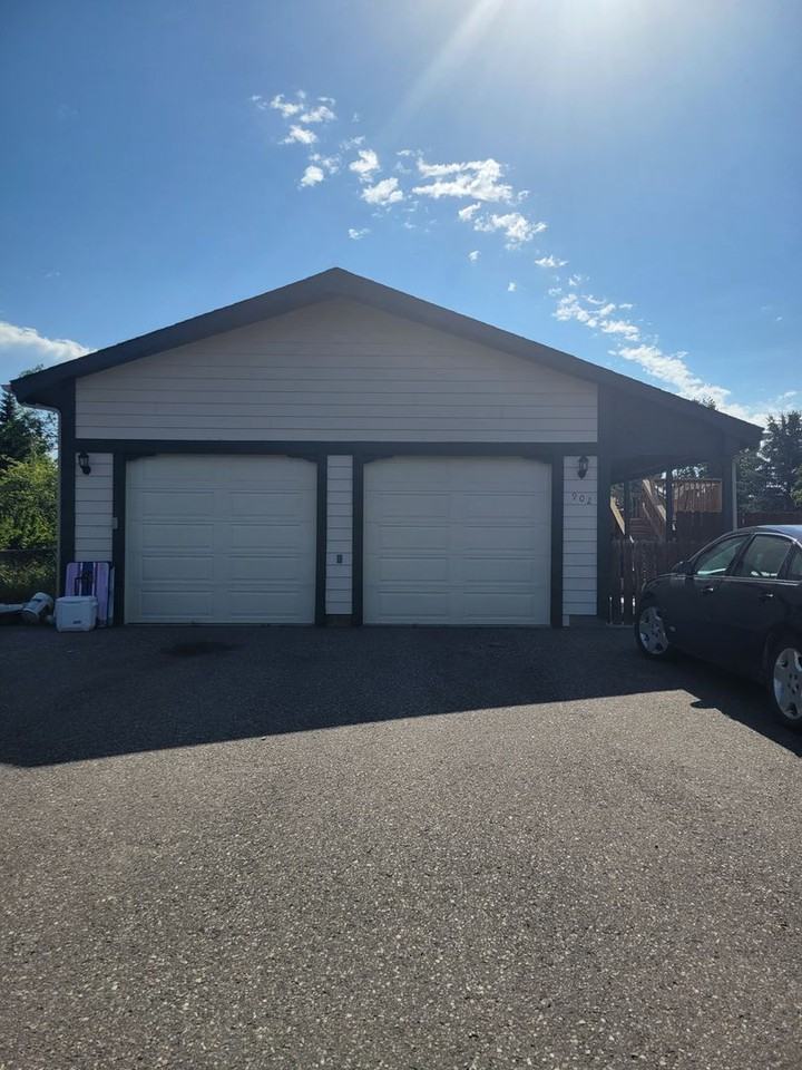 902 Nevada St - Photo 3 of 19