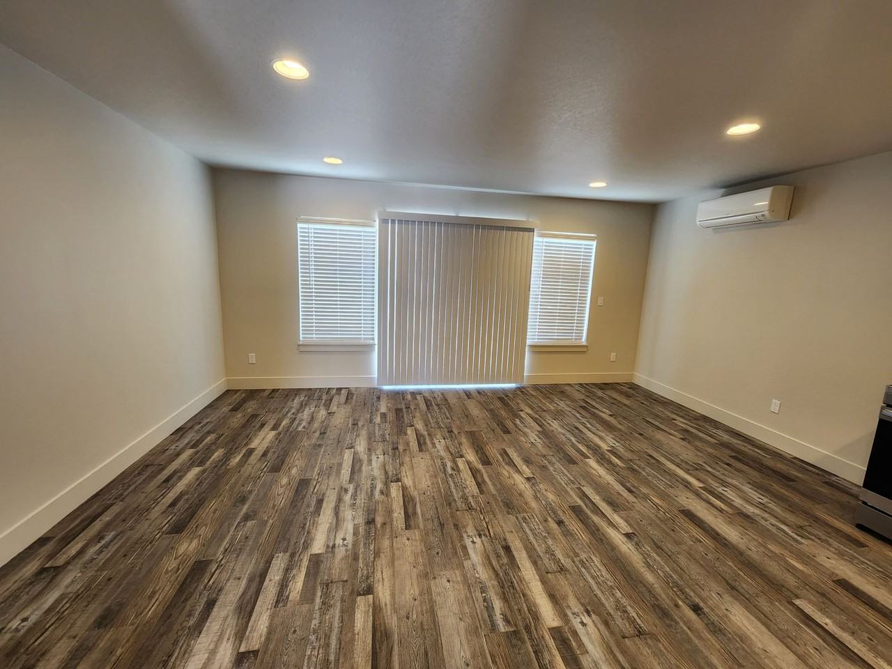 1002 Peach Rd - Photo 5 of 21