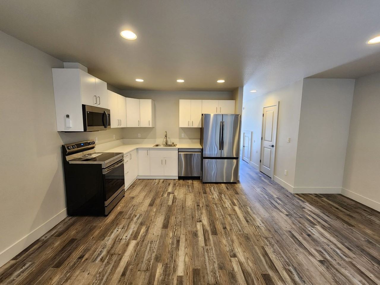 1002 Peach Rd - Photo 7 of 20