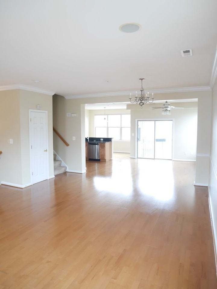 16 S Exeter St - Photo 6 of 31