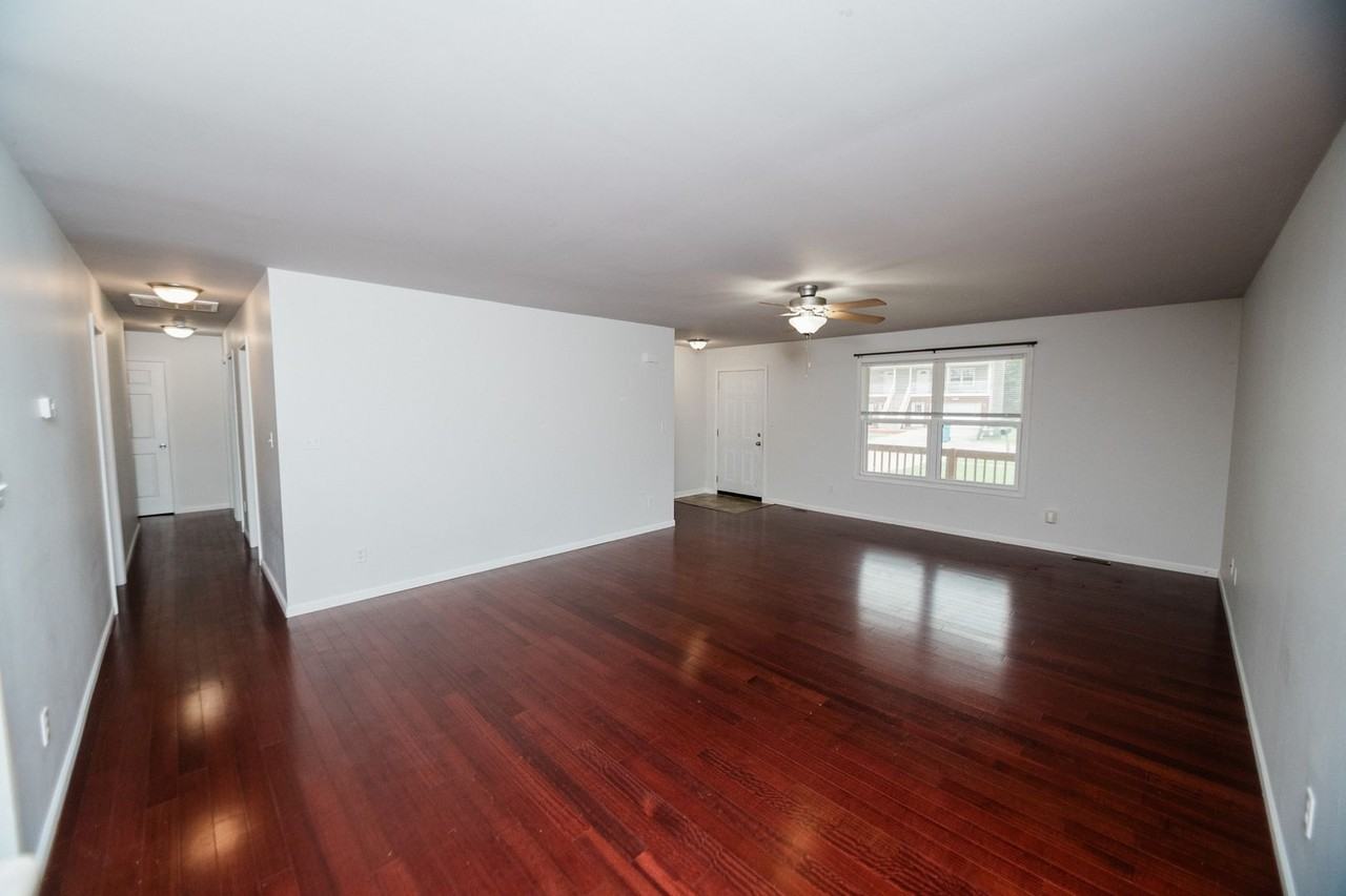 397 Plymouth - Photo 3 of 23