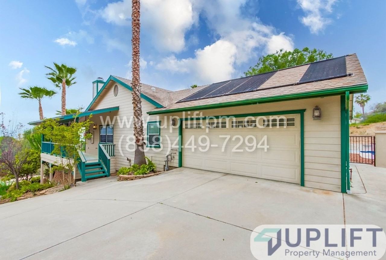 24468 Rutherford Rd - Photo 3 of 35