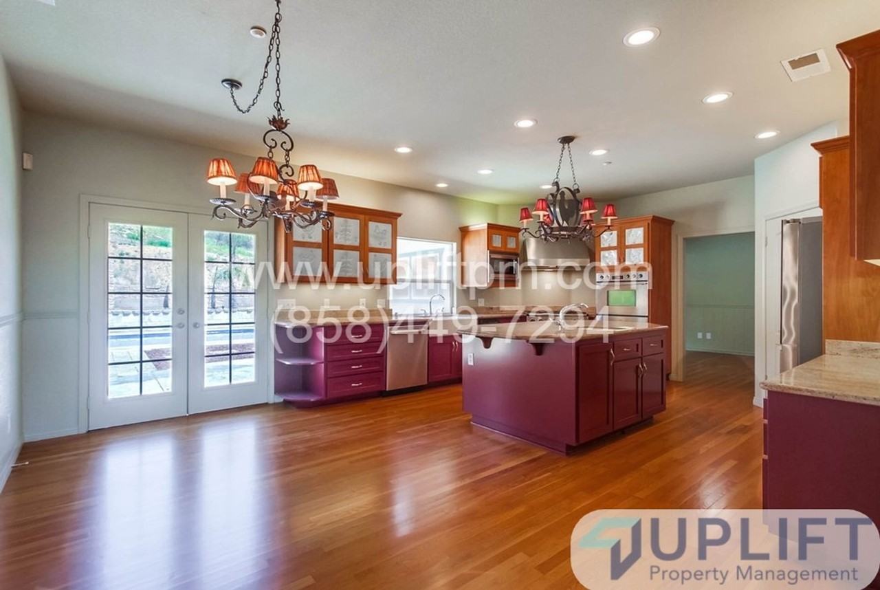 24468 Rutherford Rd - Photo 7 of 35