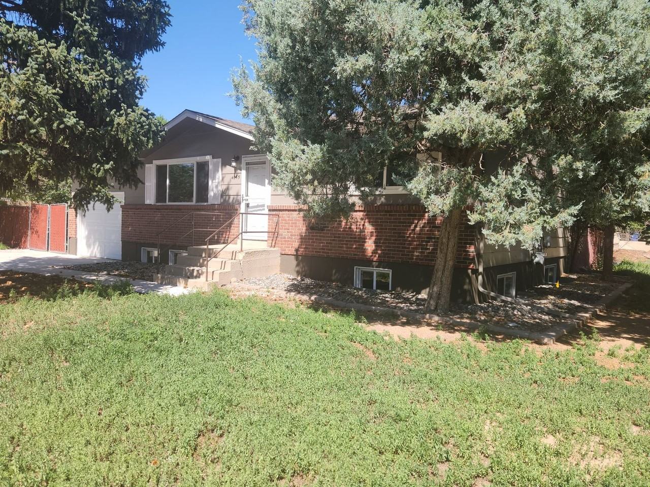 4045 Hopeful Dr - Photo 2 of 17