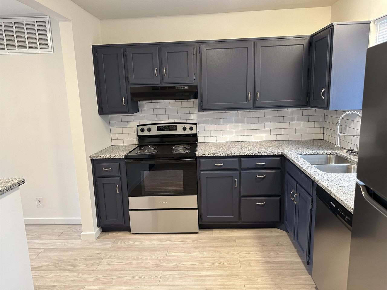 Olathe 41 at Creekside - Photo 3 of 10