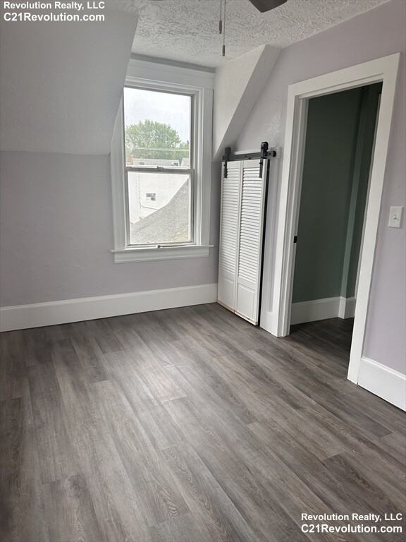 10 Essex St #2-2 - Photo 2 of 6