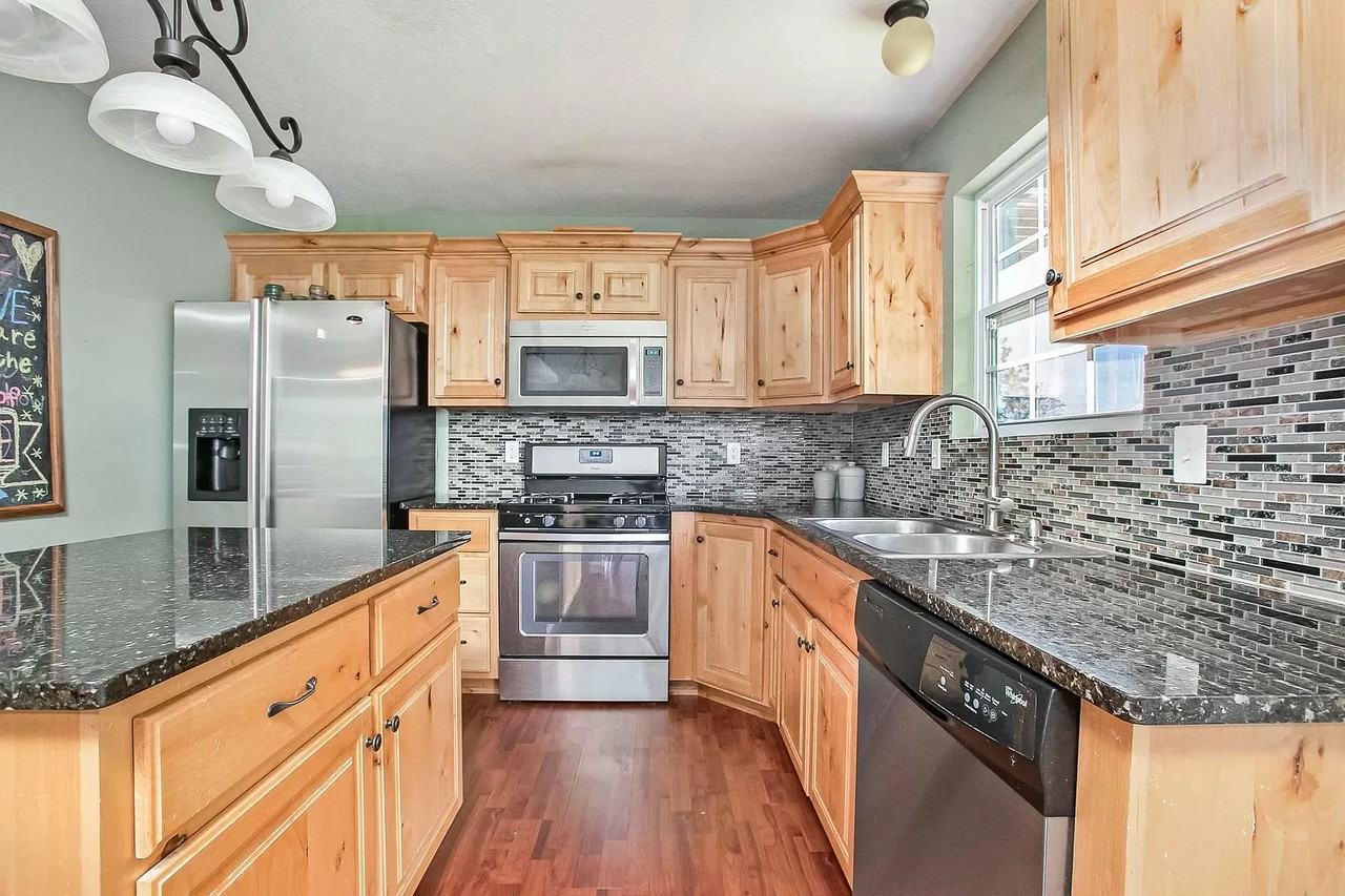 2046 S Pebbleridge - Photo 7 of 7