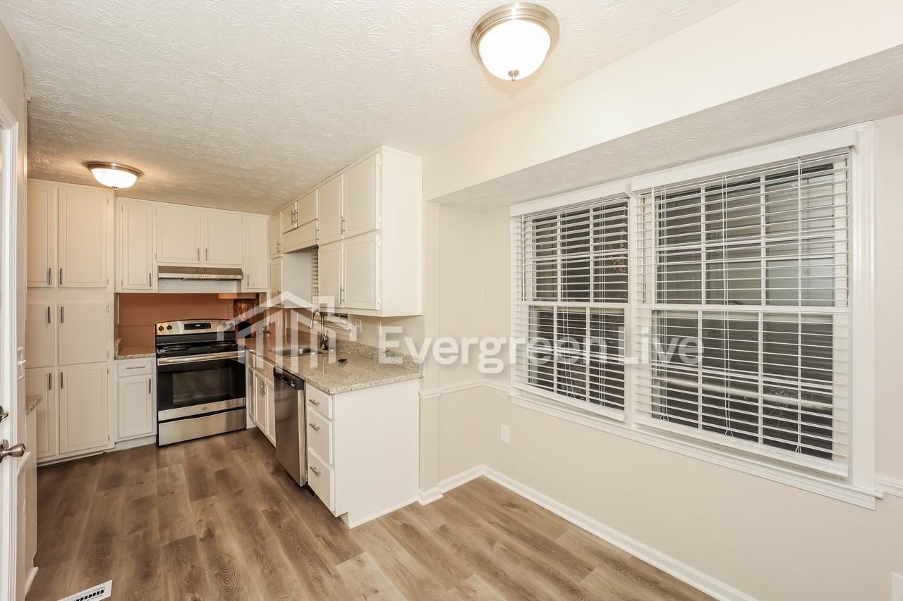 600 Waterboy Rd - Photo 4 of 15