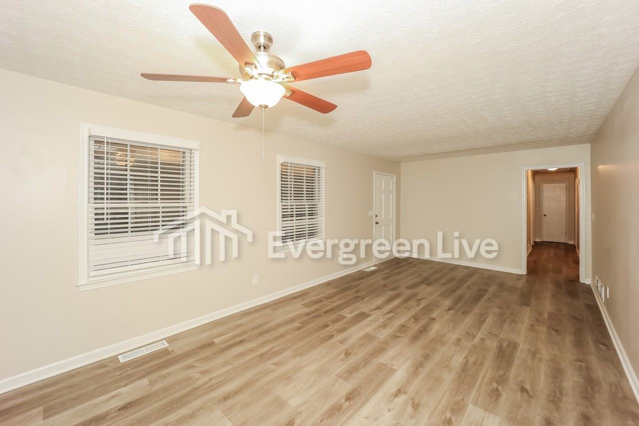600 Waterboy Rd - Photo 5 of 15