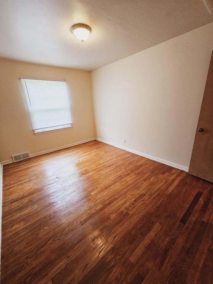 1309 Jewel Ct #1309DUPLEX - Photo 6 of 24