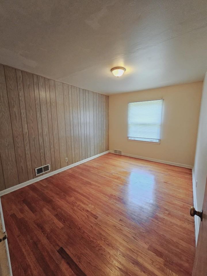 1309 Jewel Ct #1309DUPLEX - Photo 4 of 24