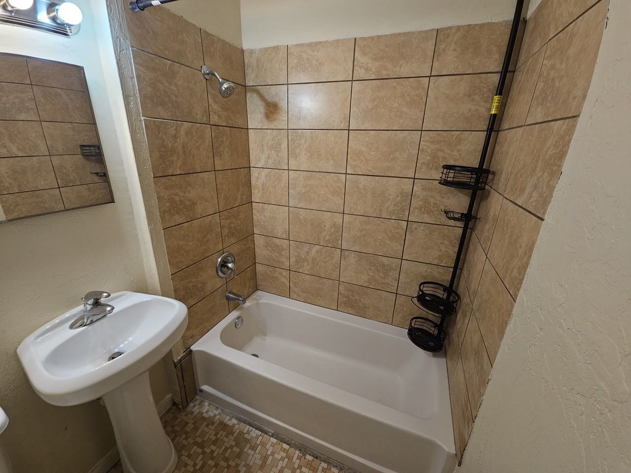 21299 Coulton Ave #21303 - Photo 7 of 16