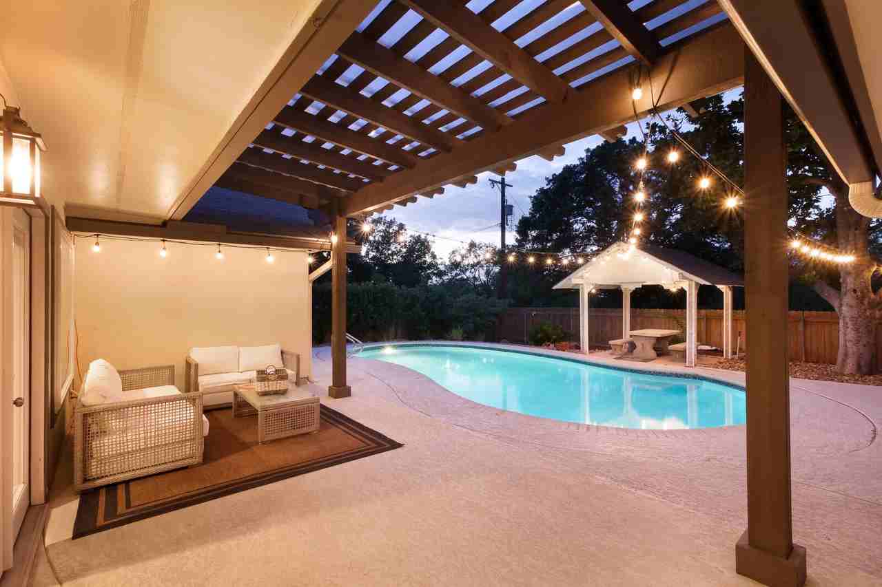 6023 Windhaven Dr #NA - Photo 3 of 36