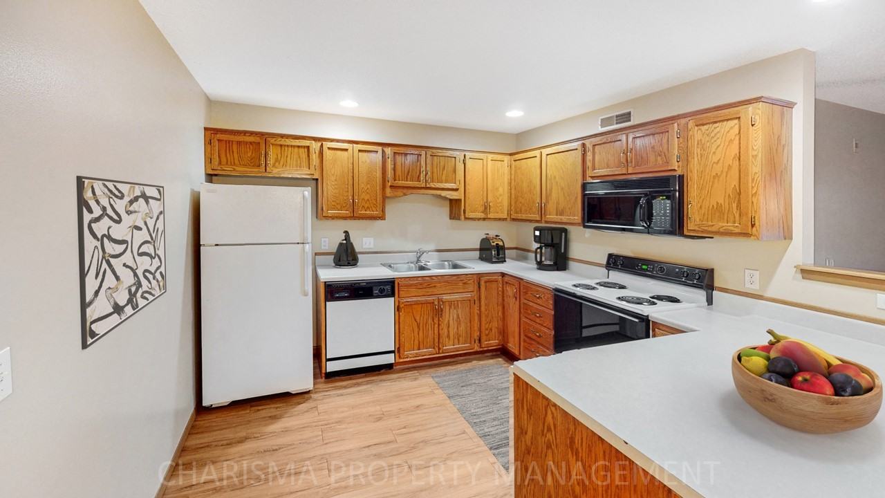 1115 E Teakwood St #1 - Photo 5 of 20