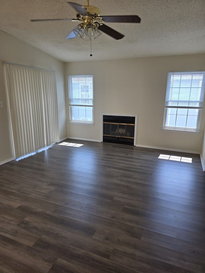 5649 Summit Arch #202 - Photo 2 of 23