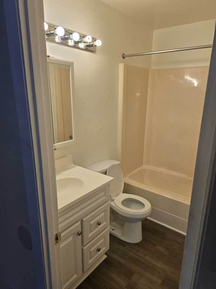 5649 Summit Arch #202 - Photo 4 of 23