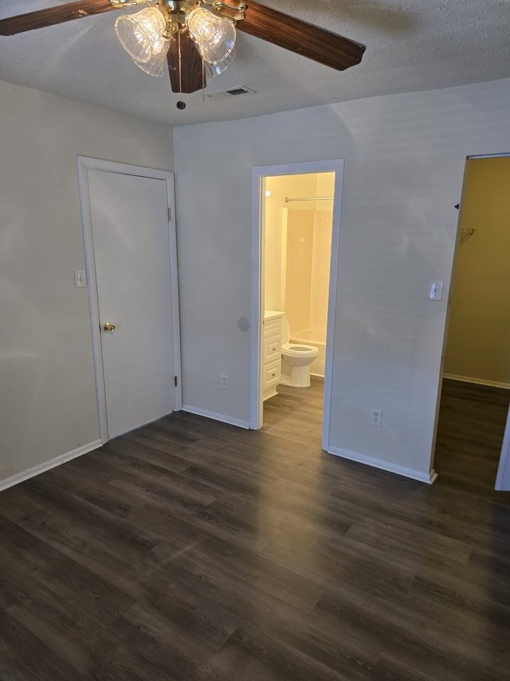 5649 Summit Arch #202 - Photo 7 of 21