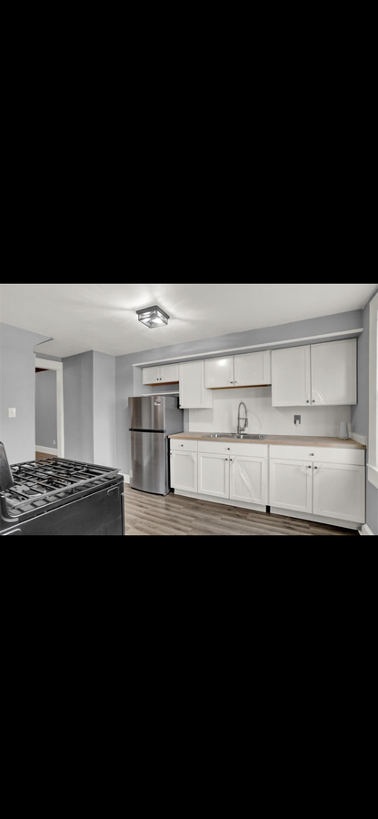 3120 Ruckle St - Photo 3 of 22