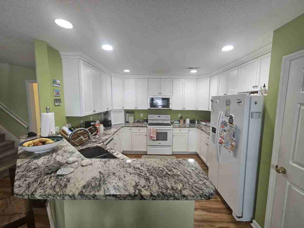 658 Sloop Pointe Ln #658 - Photo 2 of 26