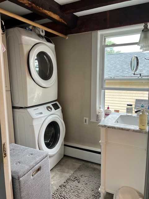 37 Commercial St #2ndFL - Photo 3 of 14