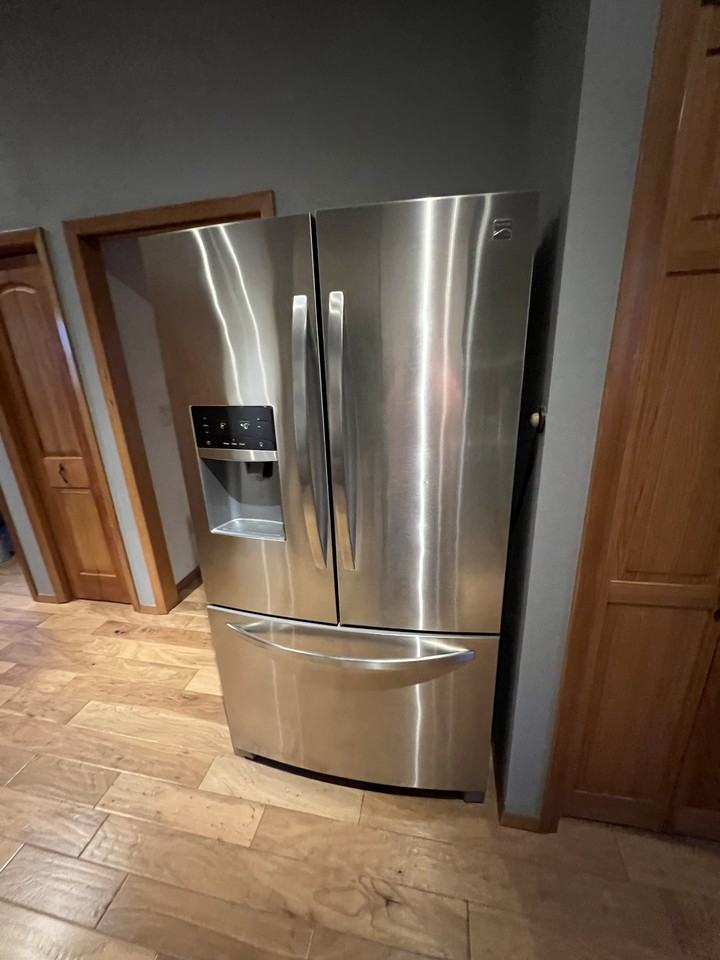 1007 Nw Lake St #NA - Photo 5 of 11
