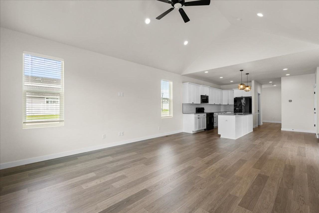 5317 E Dorado Ave - Photo 7 of 38