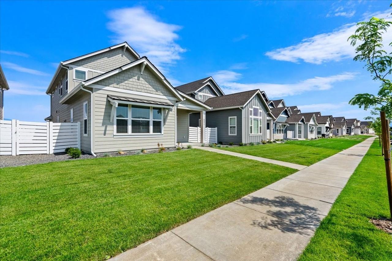 5271 E Dorado Ave - Photo 3 of 36