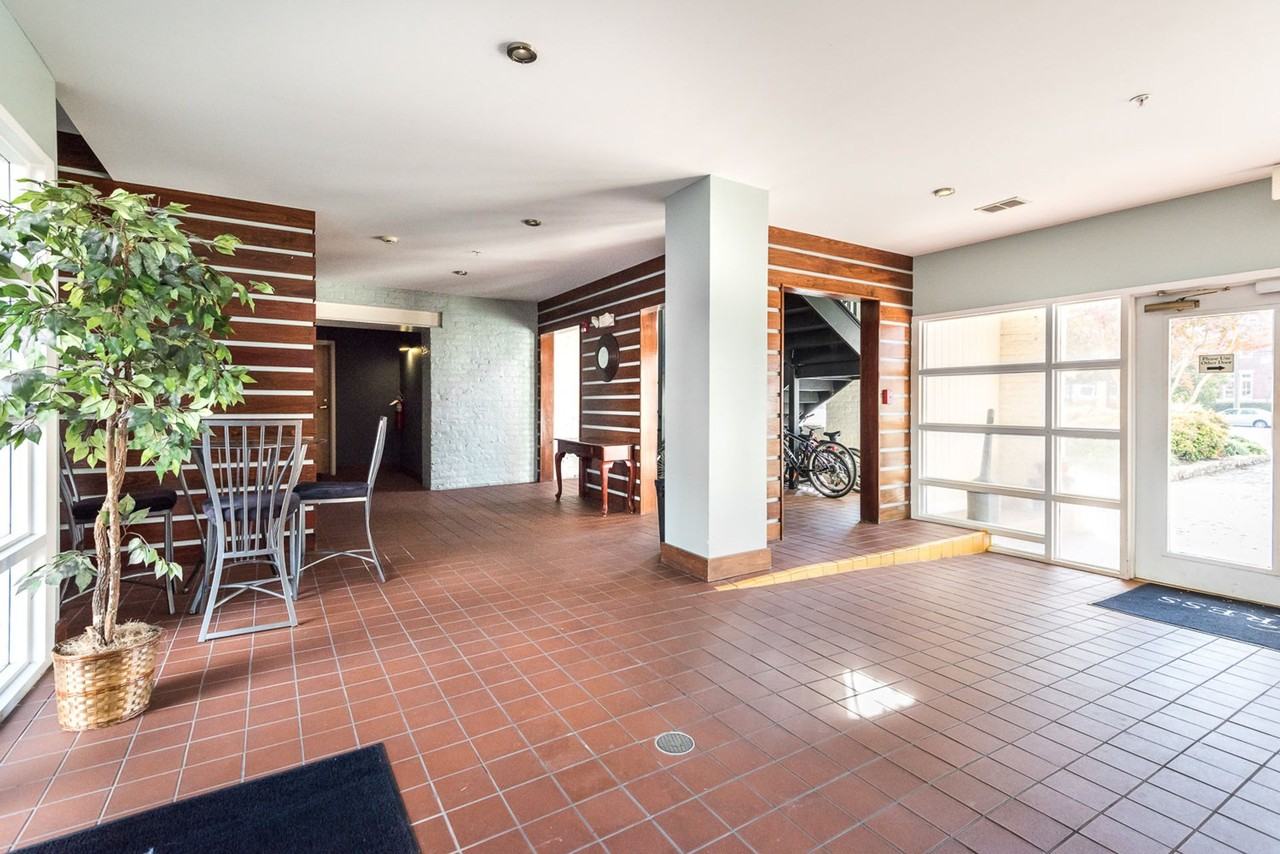 Poythress Apartments - Photo 3 of 5