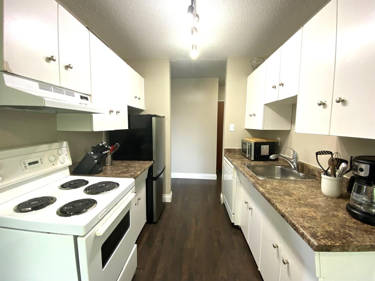 302, 7945-82 Avenue #302F - Photo 7 of 19