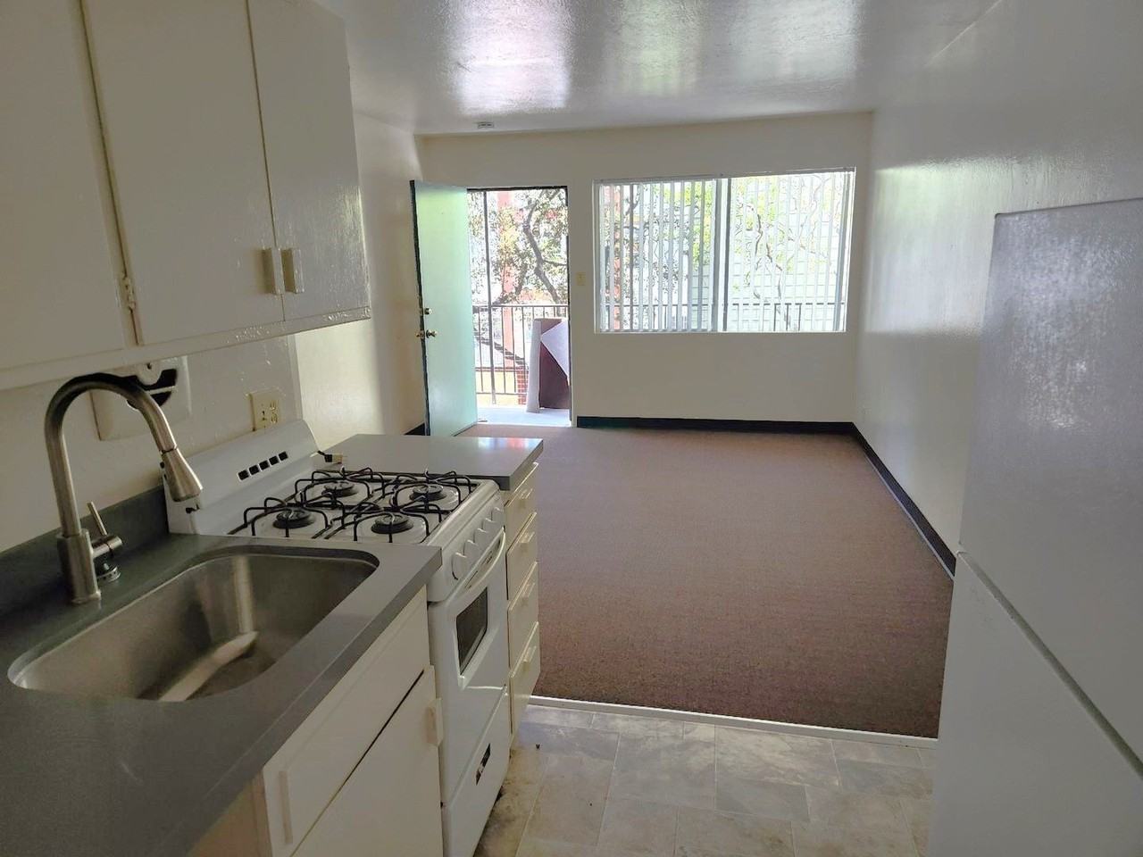 2115 Haste St #208 - Photo 3 of 6