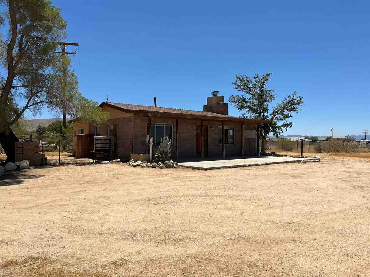 22880 Via Viento Road - Photo 2 of 10