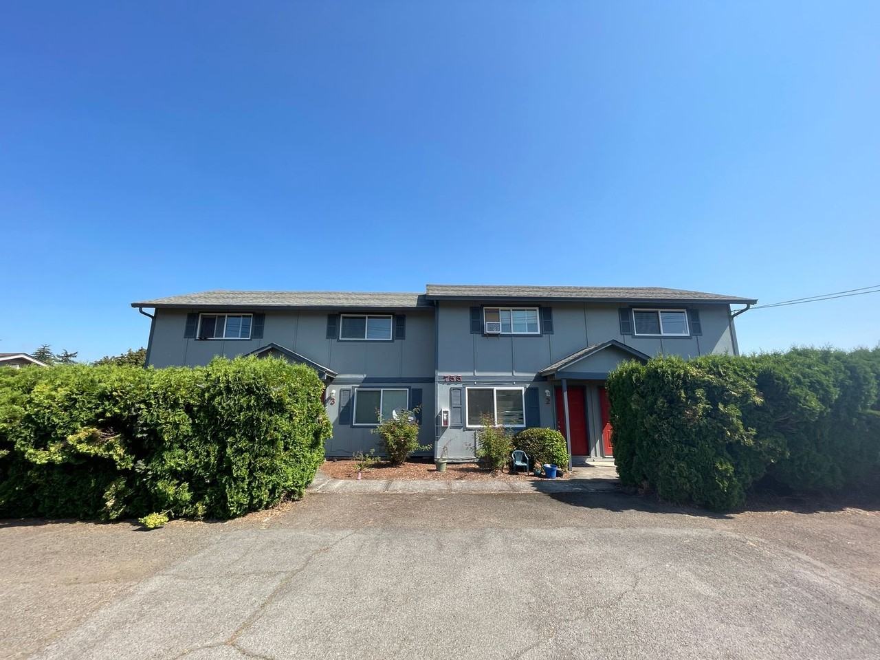 255m - Photo 2 of 20