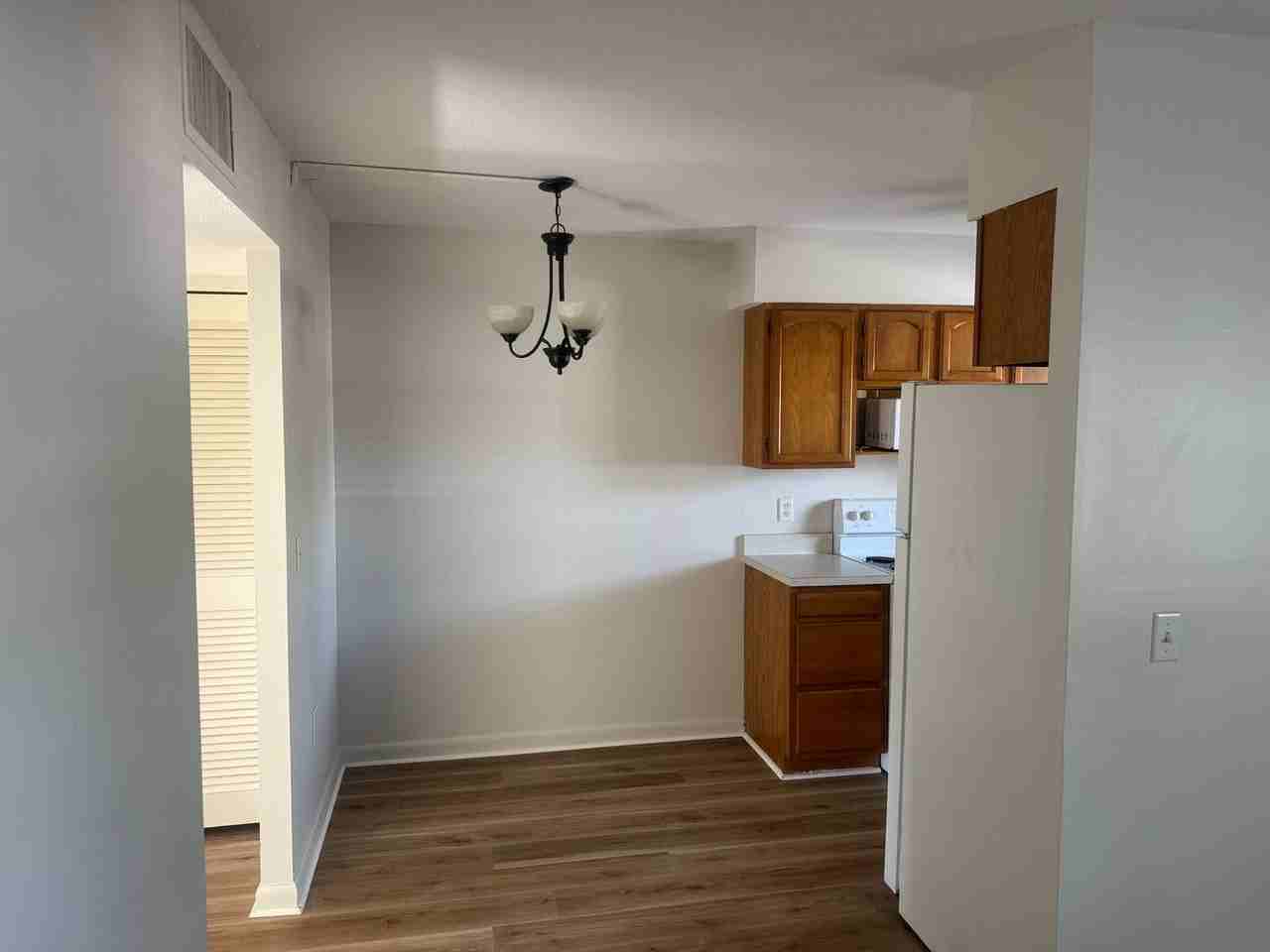 370 Base Ave E #105 - Photo 3 of 12